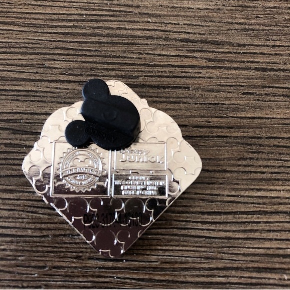 Disney Official Trading Pin: Disney Junior: Little Einstein: Leo and June - Picture 2 of 2